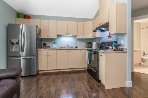 7343 191B Street, Surrey, BC 