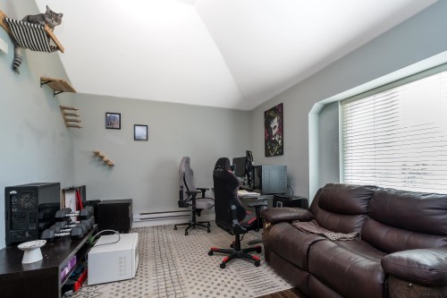 7343 191B Street, Surrey, BC 