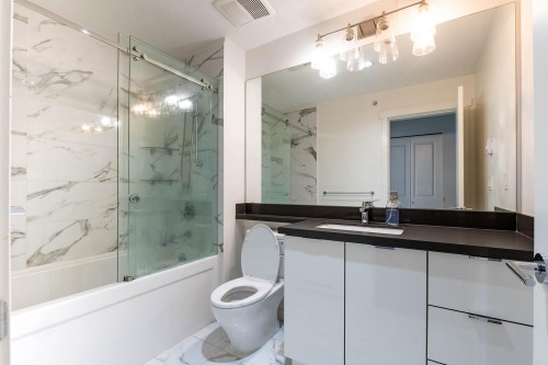 422-15137 33 Avenue  Surrey, BC V3Z 0Y1