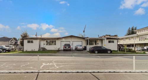 2489 Parkview Street  Abbotsford, BC V2T 3K8