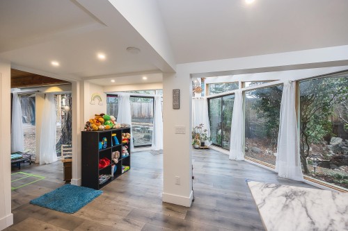 5730 132A Street, Surrey, BC 