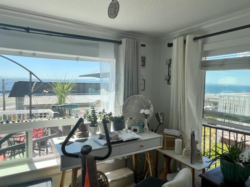 15156 Victoria Avenue, White Rock, BC 