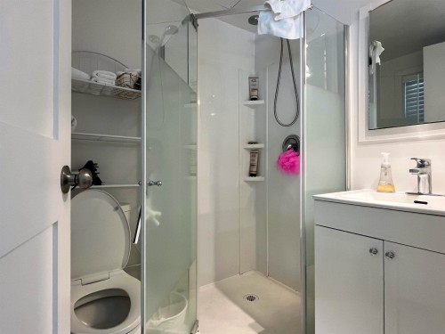 15156 Victoria Avenue, White Rock, BC 