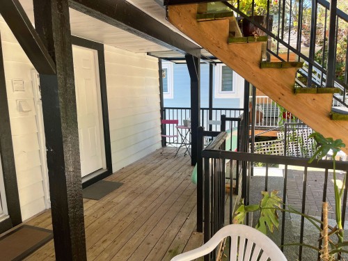 15156 Victoria Avenue, White Rock, BC 