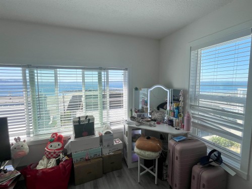 15156 Victoria Avenue, White Rock, BC 