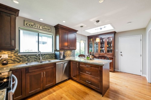 6751 Westview Drive, Delta, BC 