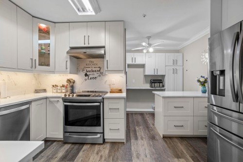 310-7435 121A Street, Surrey, BC 