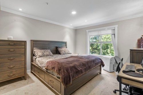 310-7435 121A Street, Surrey, BC 