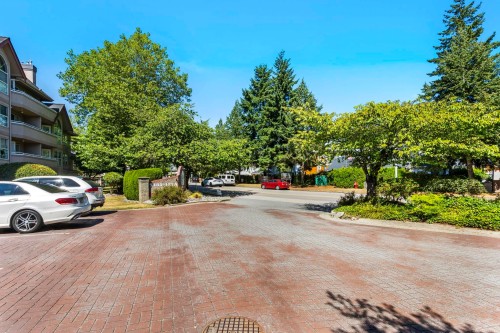 310-7435 121A Street, Surrey, BC 