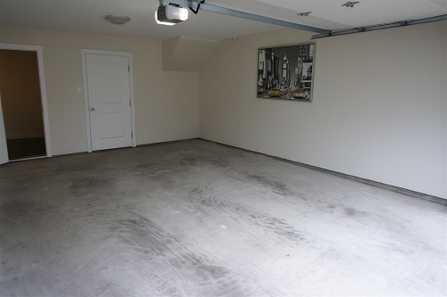 23-14388 103 Avenue, Surrey, BC 