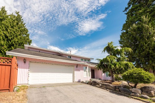 16111 10 Avenue, Surrey, BC 