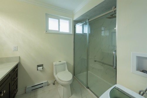 16111 10 Avenue, Surrey, BC 