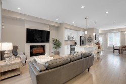 20377 82 Avenue  Langley, BC V2Y 0S3