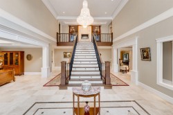 13939 28 Avenue  Surrey, BC V4P 1T5