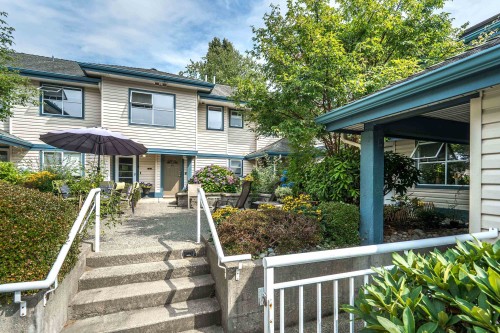 49-5670 208 Street, Langley, BC 