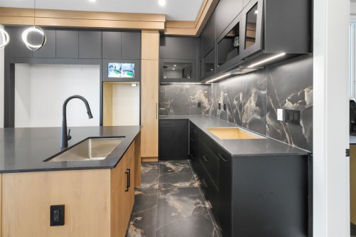 16019 9A Avenue, Surrey, BC 