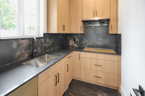 16019 9A Avenue, Surrey, BC 