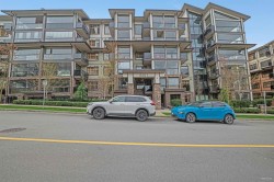 305-8561 203a Street  Langley, BC V2Y 3L7