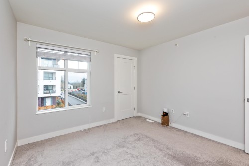 15-20327 72B Avenue, Langley, BC 