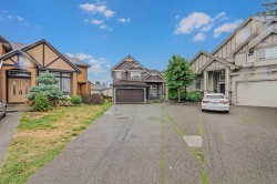 6842 131 Street  Surrey, BC V3W 1R8