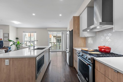 25-7947 209 Street, Langley, BC 