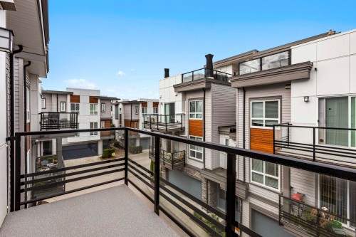 25-7947 209 Street, Langley, BC 