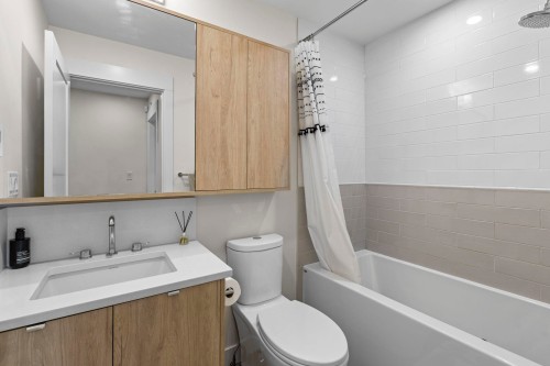 25-7947 209 Street, Langley, BC 