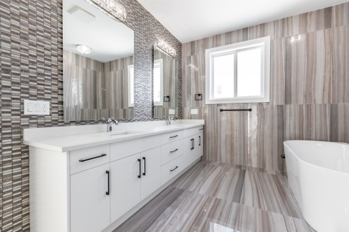 2534 Terminal Court, Abbotsford, BC 