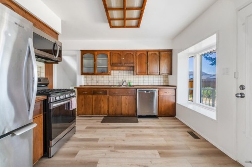 27153 34 Avenue, Langley, BC 