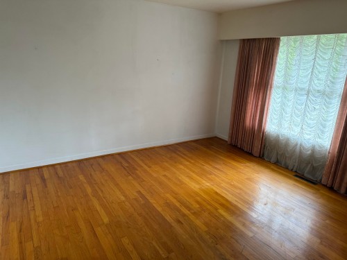 16203 8 Avenue, Surrey, BC 