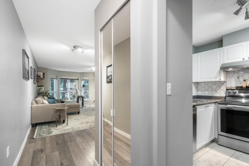 120-9979 140 Street, Surrey, BC 