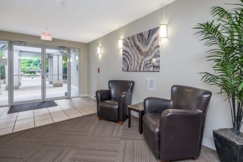 120-9979 140 Street, Surrey, BC 