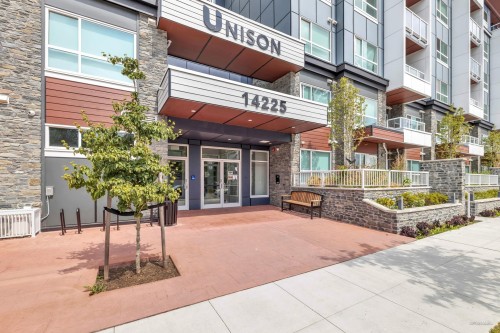 401-14225 103a Avenue  Surrey, BC V3T 0T4