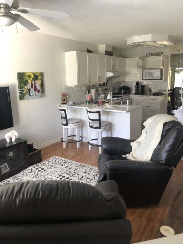 9-21928 48 Avenue  Langley, BC V3A 8H1