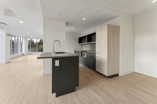 214-9675 King George Boulevard, Surrey, BC 