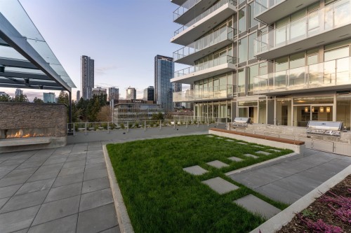 214-9675 King George Boulevard, Surrey, BC 