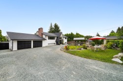 19691 49 Avenue  Langley, BC V3A 3R2