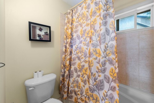 9833 182 Street, Surrey, BC 