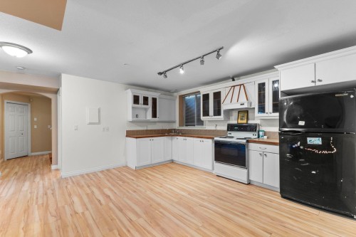 9833 182 Street, Surrey, BC 