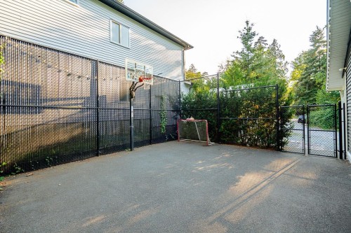 2942 Palm Crescent, Abbotsford, BC 