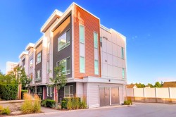 41-19628 55a Avenue  Langley, BC V3A 3X2