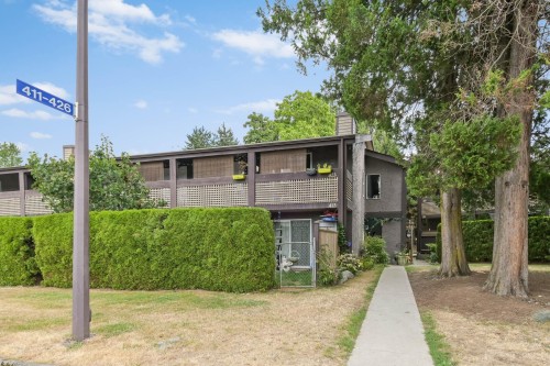 424-34909 Old Yale Road  Abbotsford, BC V3G 2E7