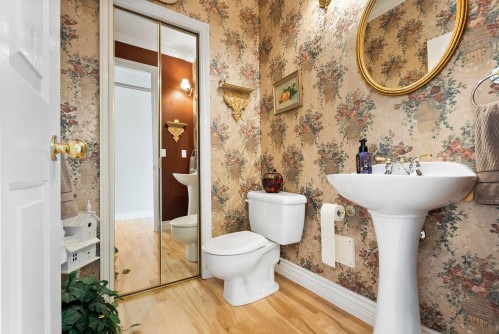 15355 Sequoia Drive, Surrey, BC 