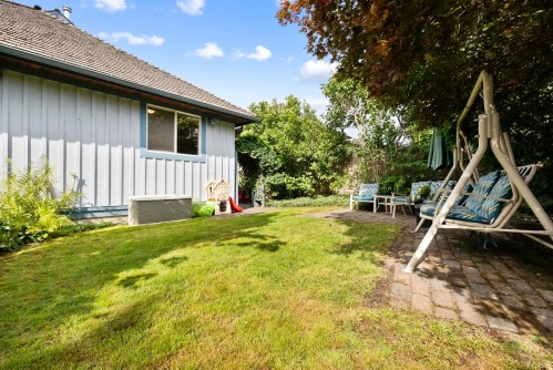 15355 Sequoia Drive, Surrey, BC 