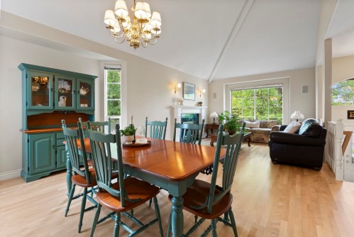 15355 Sequoia Drive, Surrey, BC 