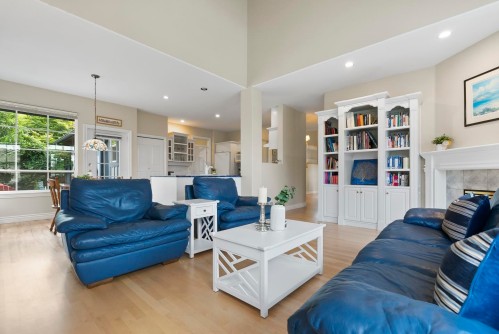 15355 Sequoia Drive, Surrey, BC 