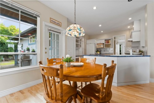 15355 Sequoia Drive, Surrey, BC 