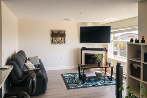 306-7445 120 Street, Delta, BC 