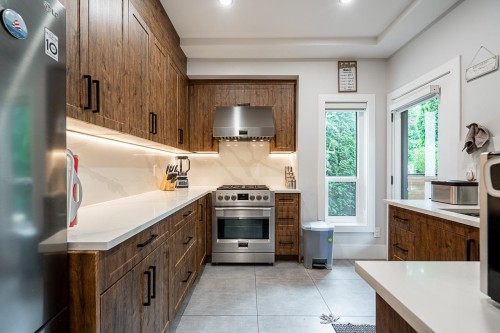 10411 170A Street, Surrey, BC 