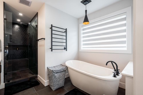 10411 170A Street, Surrey, BC 